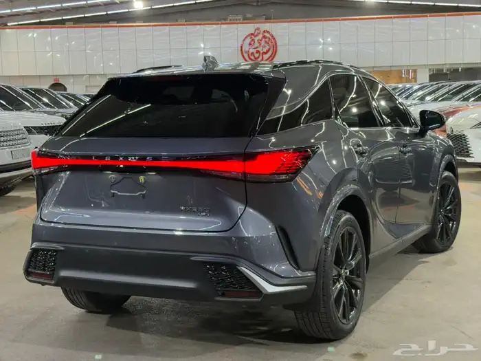 لكزس RX 350 F Sport موديل 2023 ( بحالة الوكالة ) 6