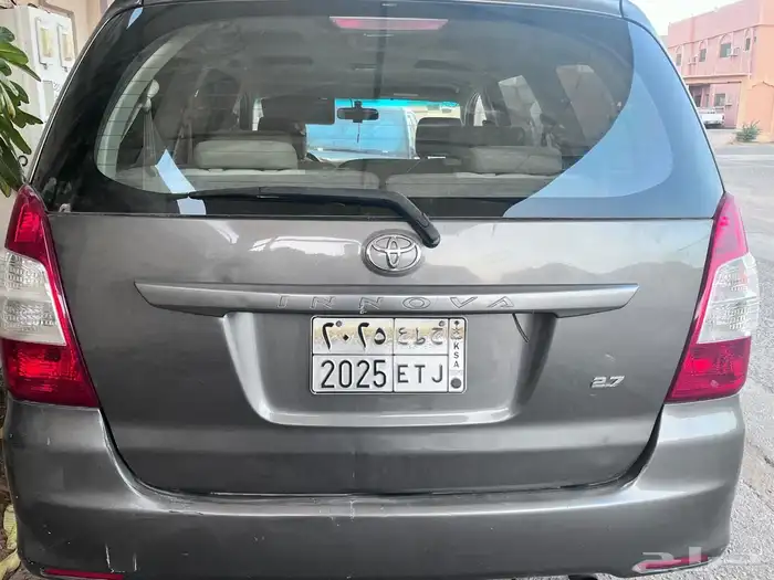 انوفا موديل 2015 قير تماتيك مكيف مركزي مجدده ومفحوصه ممشى ا 12