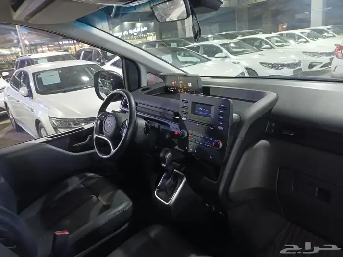 هيونداي ستاريا رصاصى 2022 ديزل بطاقة جمركية وارد كوريا 10