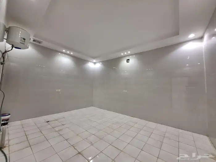 للايجار فله درج داخلي بحي الرمال 5