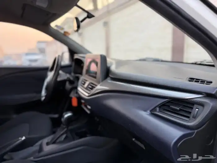 للبيع سوزوكي بالينو موديل 2024 بحالة ممتازة 16