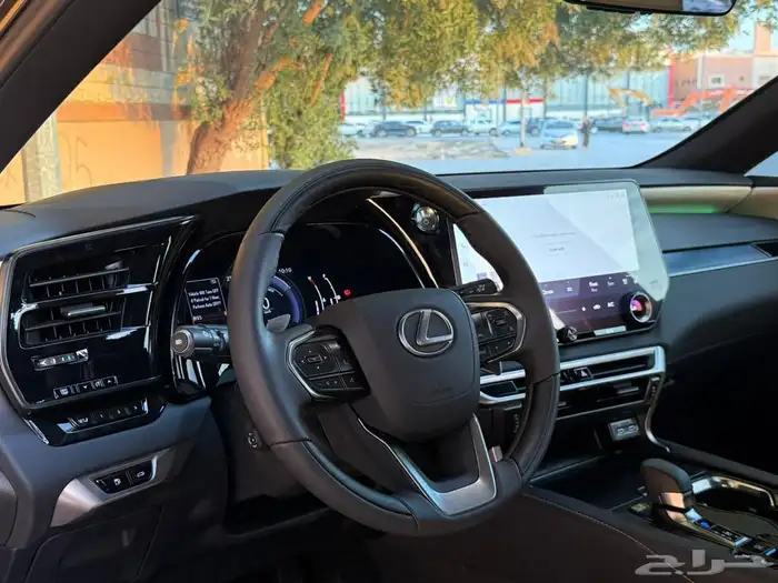 لكزس RX350h موديل 2024 21