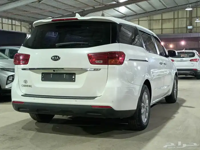 كيا كارنيفال ابيض 2019 ديزل بطاقة جمركية وارد كوريا 4