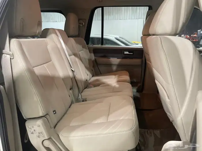 فورد اكسبيدشن 2013 دبل 10