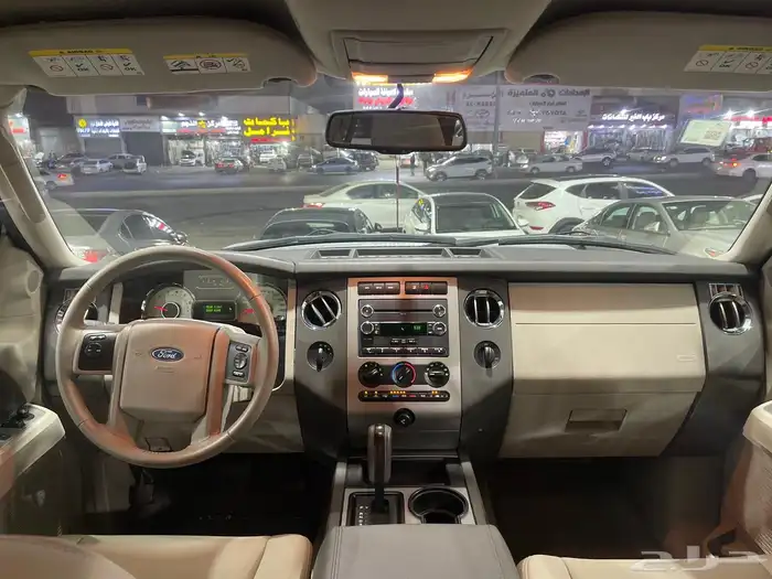 فورد اكسبيدشن 2013 دبل 8