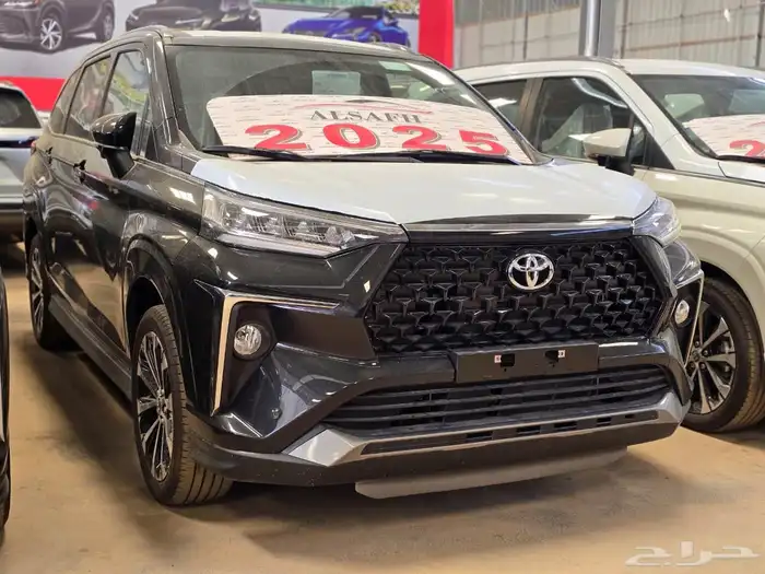 تويوتا فيلوز GLX 2025 اقل سعر 3