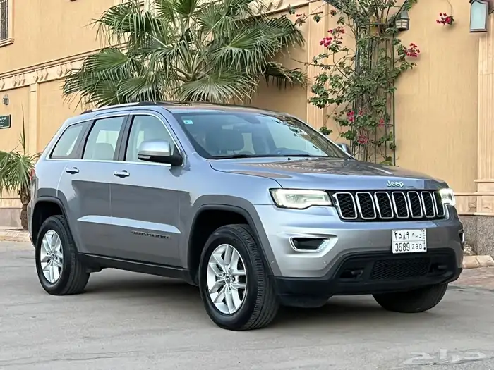 جراند شيروكي 2017 ( بحالة الوكالة ) 9