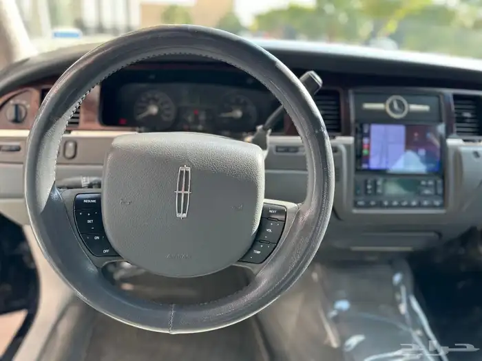 لينكون تاون كار 2006 شرط 9