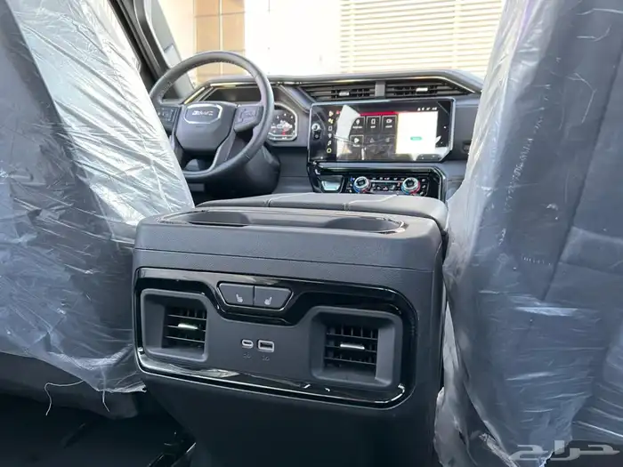 سييرا GMC AT4 2023 16