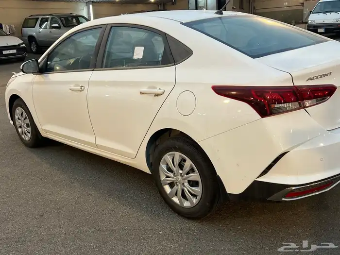 اكسنت 2023 استاندر 4