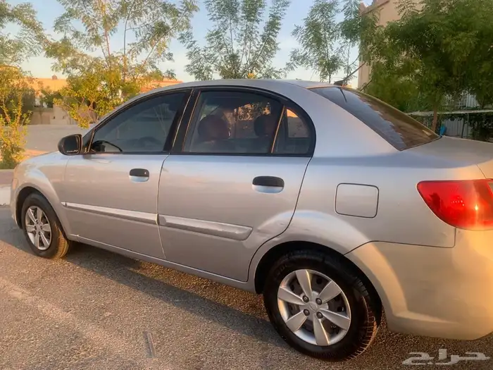 سياره كيا ريو نص فل 2011 2