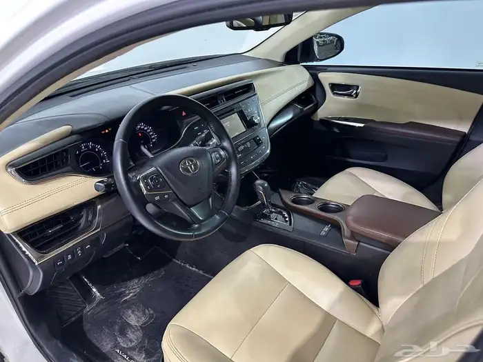 تويوتا افالون 2016 XLE سعودي 14