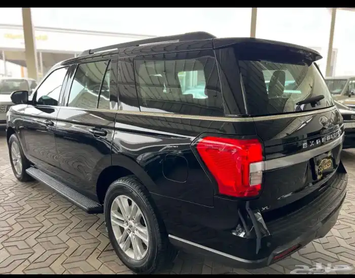 فورد اكسيبدشن 2022 سعودي دبل ثلاجة ماشي 68 الف 4