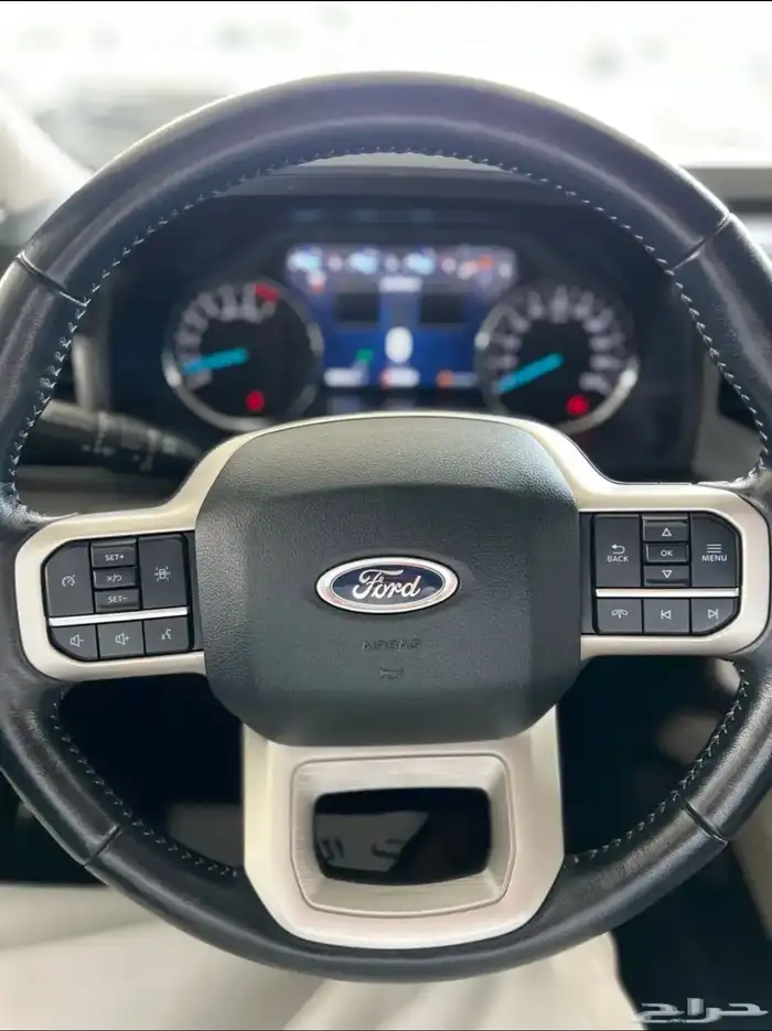 فورد اكسيبدشن 2022 سعودي دبل ثلاجة ماشي 68 الف 13