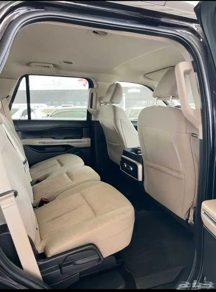 فورد اكسيبدشن 2022 سعودي دبل ثلاجة ماشي 68 الف 6