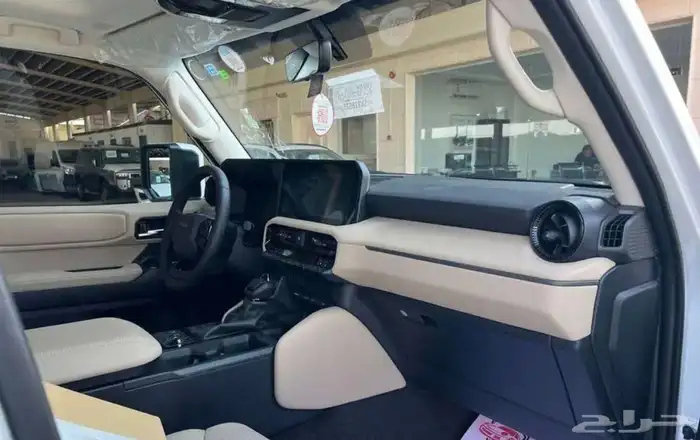 برادو TXL2 بنزين 2025 لؤلؤي 8