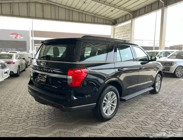 فورد اكسيبدشن 2022 سعودي دبل ثلاجة ماشي 68 الف 3