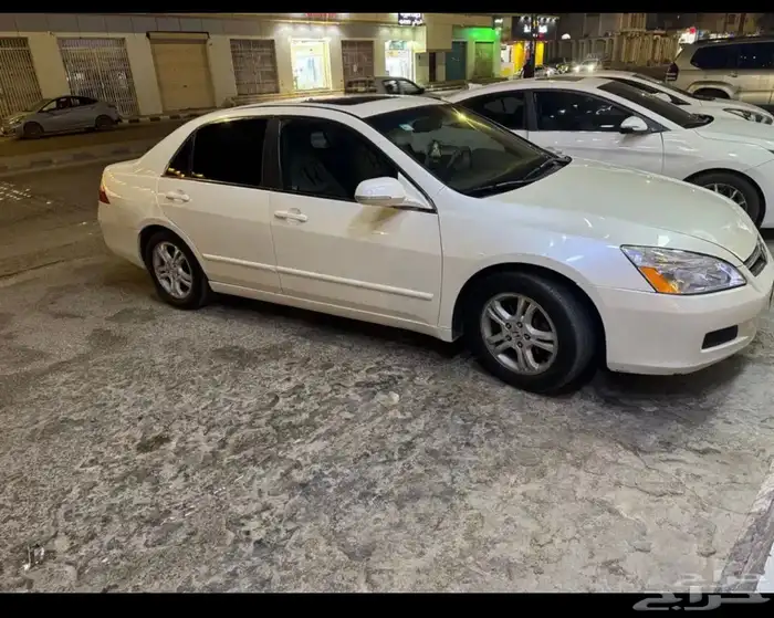 اكورد 2007 مجددة بالكامل للبيع بالخرج مفحوصة وجديدة استمارة 2