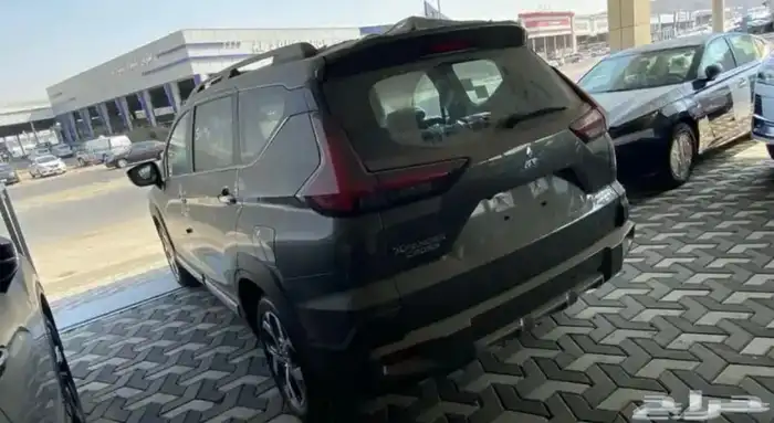 متسوبيشي اكسباندر 2025 كروس فل كامل بالنقد والتقسيط 3