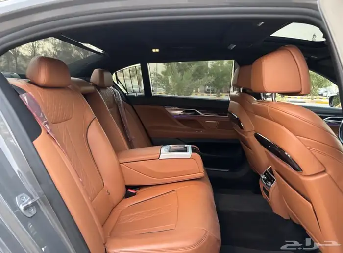 بي ام دبليو 2021 740li 20