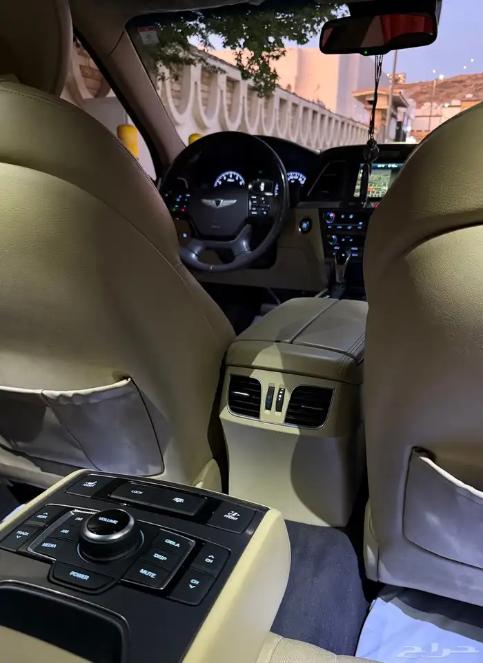 جينسس G80 برستيج 2016 للبيع العاجل 12