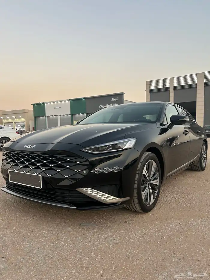 كيا k8 2022 نظيفة 2