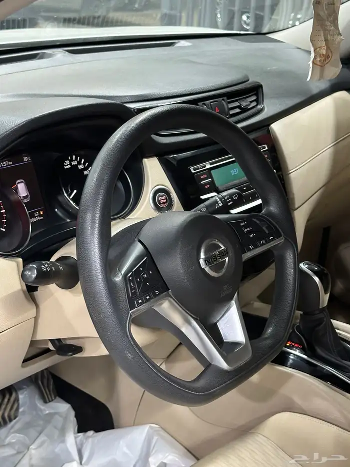 اكس تريل 2020 نص فل دبل 7 مقاعد معرض(عبيد الرشيدي) 17