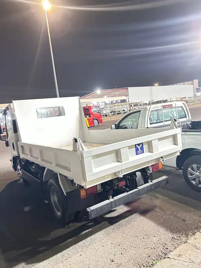 أيسوزو قلاب 3 طن 25 3