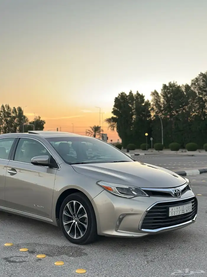 افلون 2017 XLE وارد عبدالطيف جميل 8