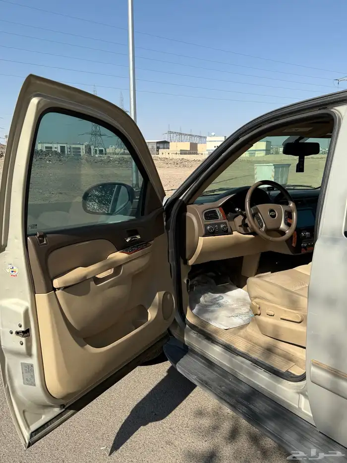 شافرولية تاهو 2012 نص فل 4