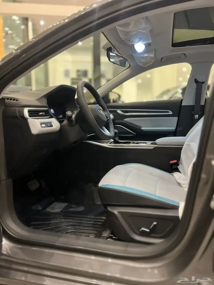 جيلي امقراند فل كامل GF 2025 9