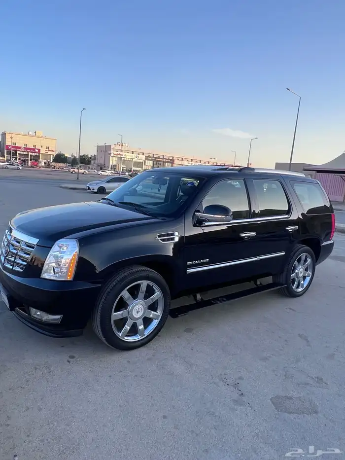 اسكاليد مديل 2012 ماشي 570 31