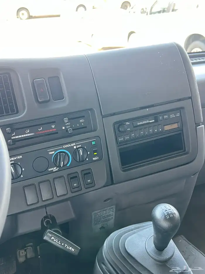 للبيع باص نيسان سيفيليان موديل 2010 ( ممشى قليل ) 19