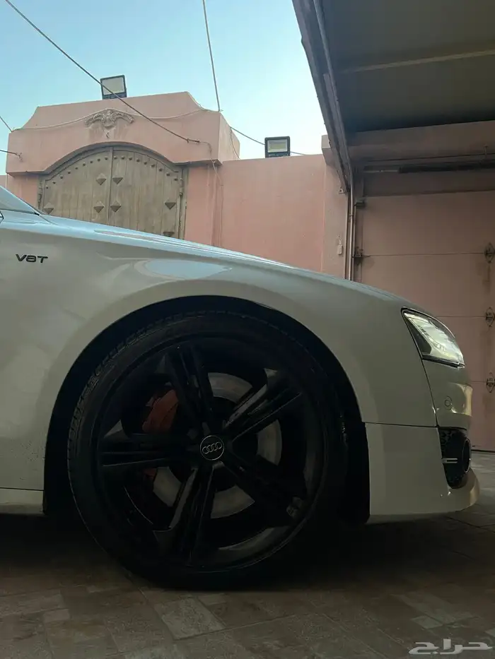 Audi 2015 S8 اودي 7