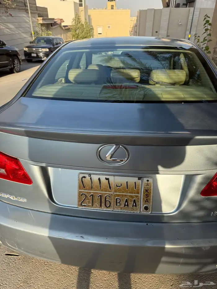 لكسز IS 2008 0