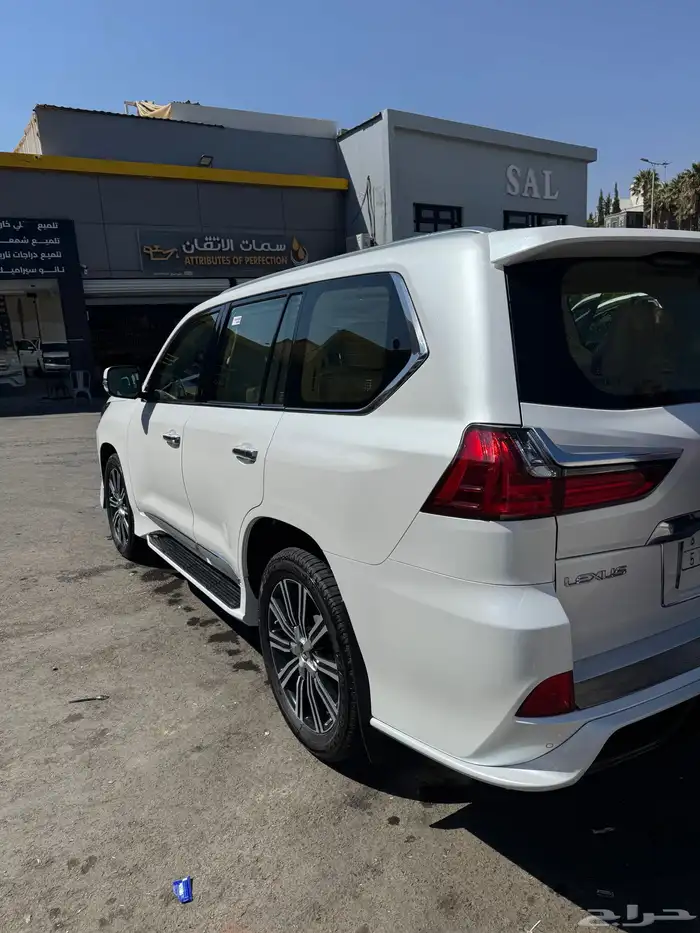 لكزس 2019 ابيض قمة في النظافة 6