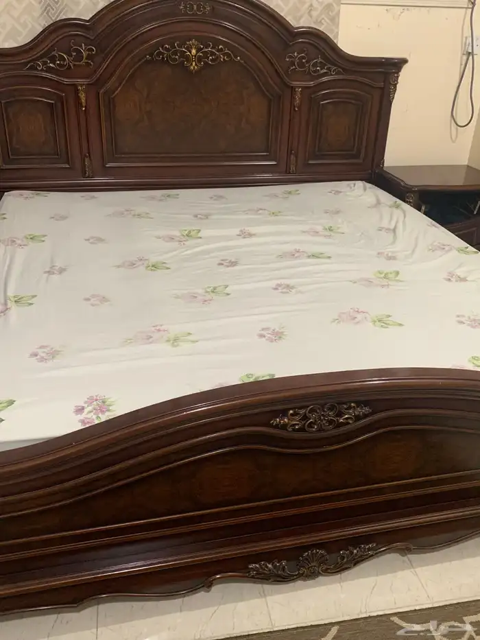 غرفة نوم. خشب ممتاز 0