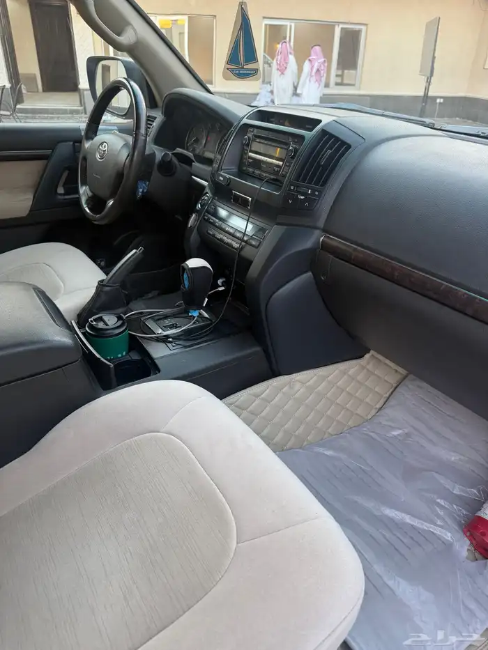 صالون 2009 مخزن البازعي ممشى قليل 7