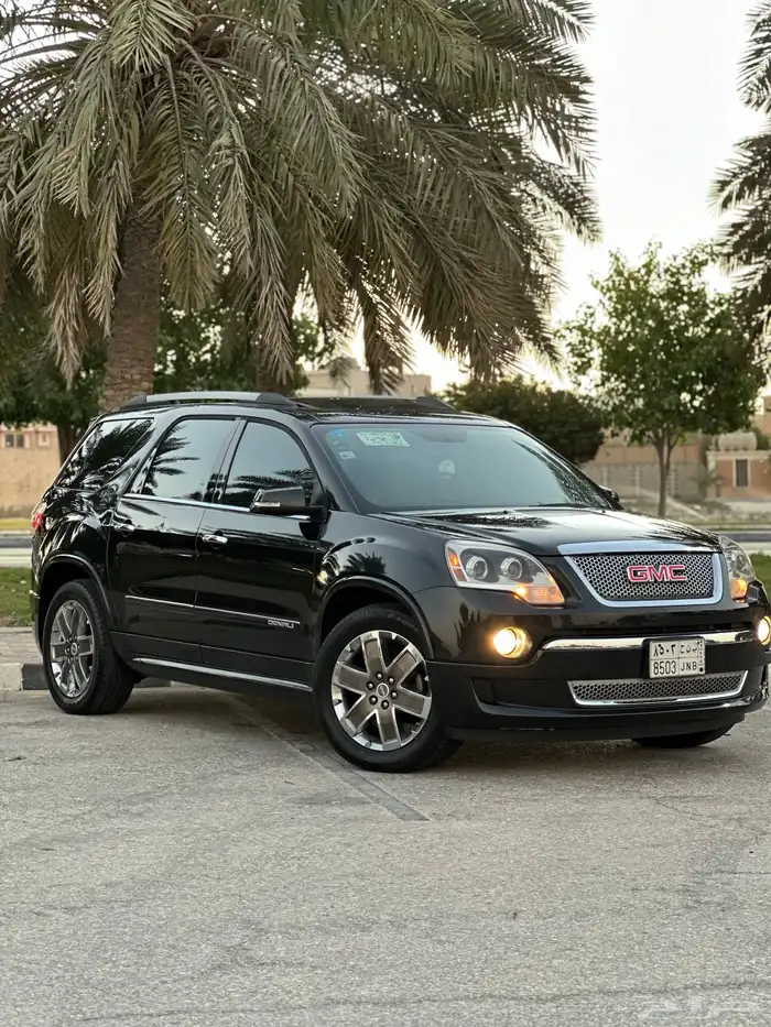 جي ام سي اكاديا 2012 دينالي اعلى فئة في الفل 12