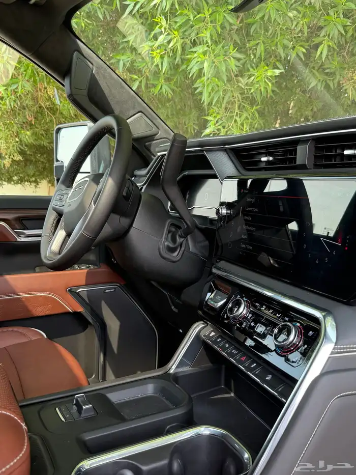 جمس سييرا دينالي HD2500 2025 ديزل ULTIMATE 10