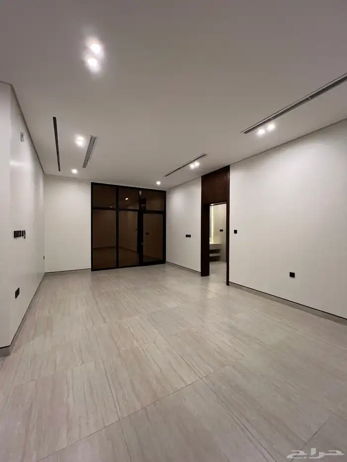 للبيع شقق جديدة فندقية فاخرة بالملك فهد بموقع ممتاز 20