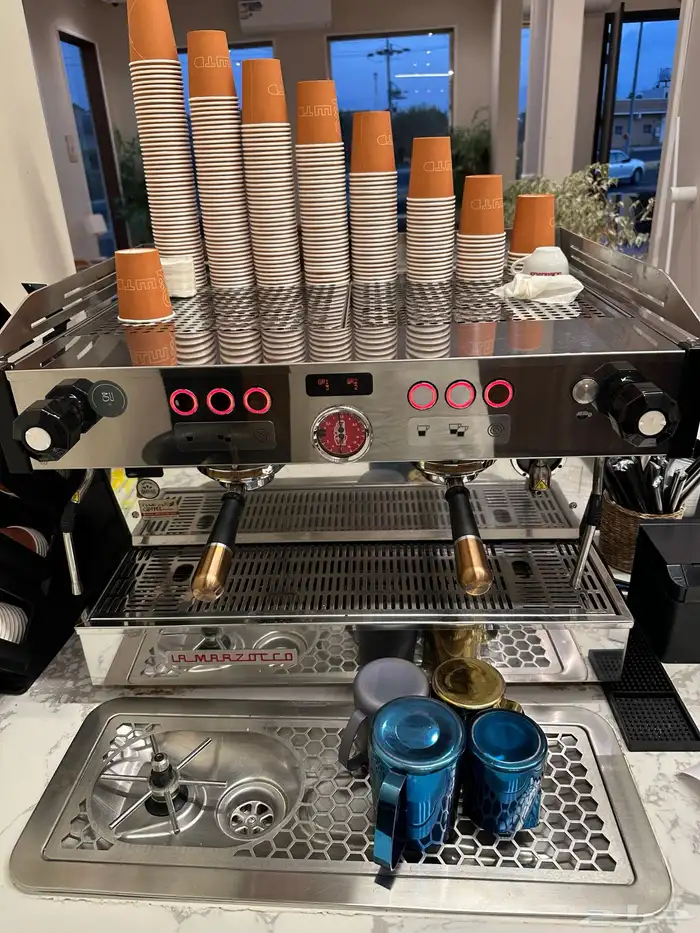 مكينة لامرزوكو لينيا بي بي 0