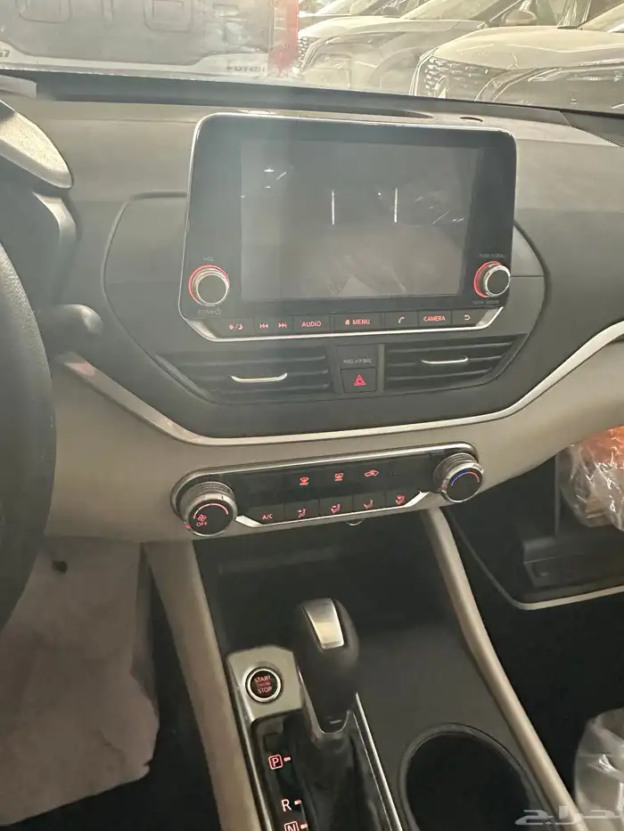 نيسان التيما S استندر 2024 اسود رصاصي ازرق عرض خاص 13