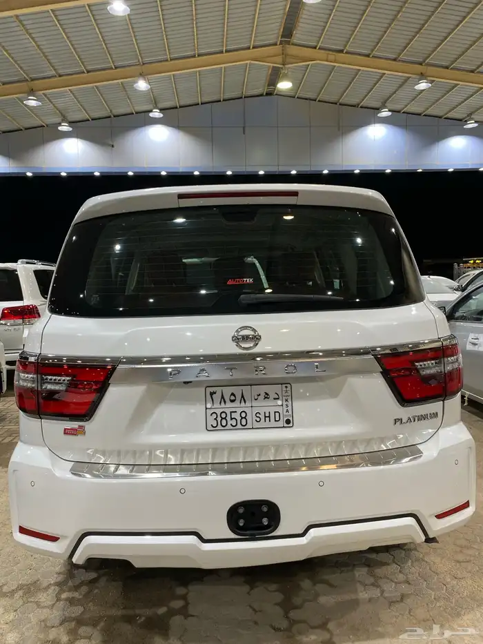 للبيع نيسان باترول 2021 بلاتينيوم فل كامل سعودي عداد 55 الف 9