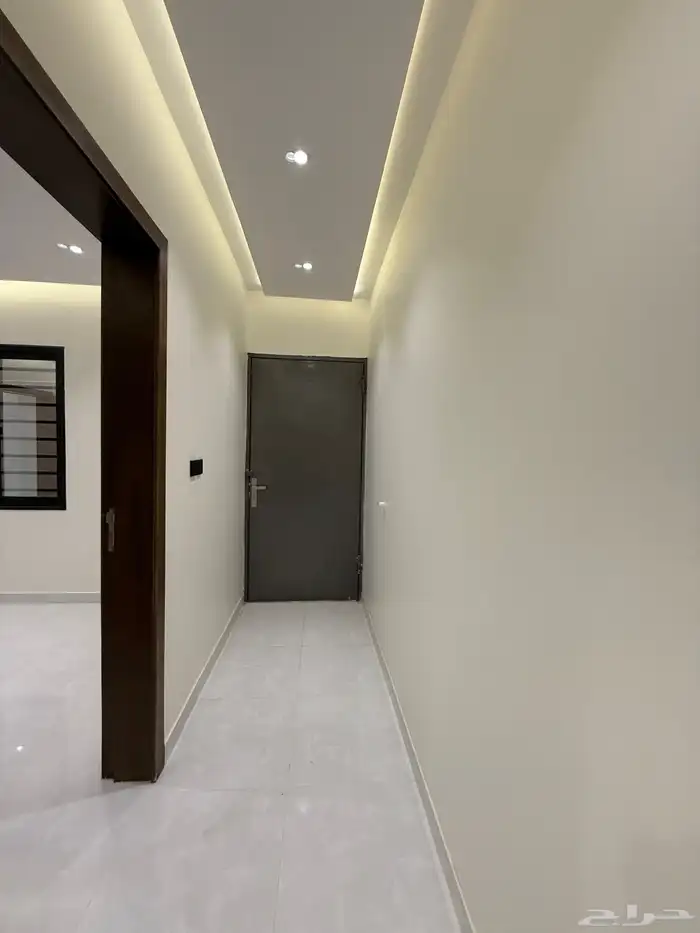 للبيع ارواف علويه وارواف ارضيه ببايكة سيارة ف شمال الخميس 8