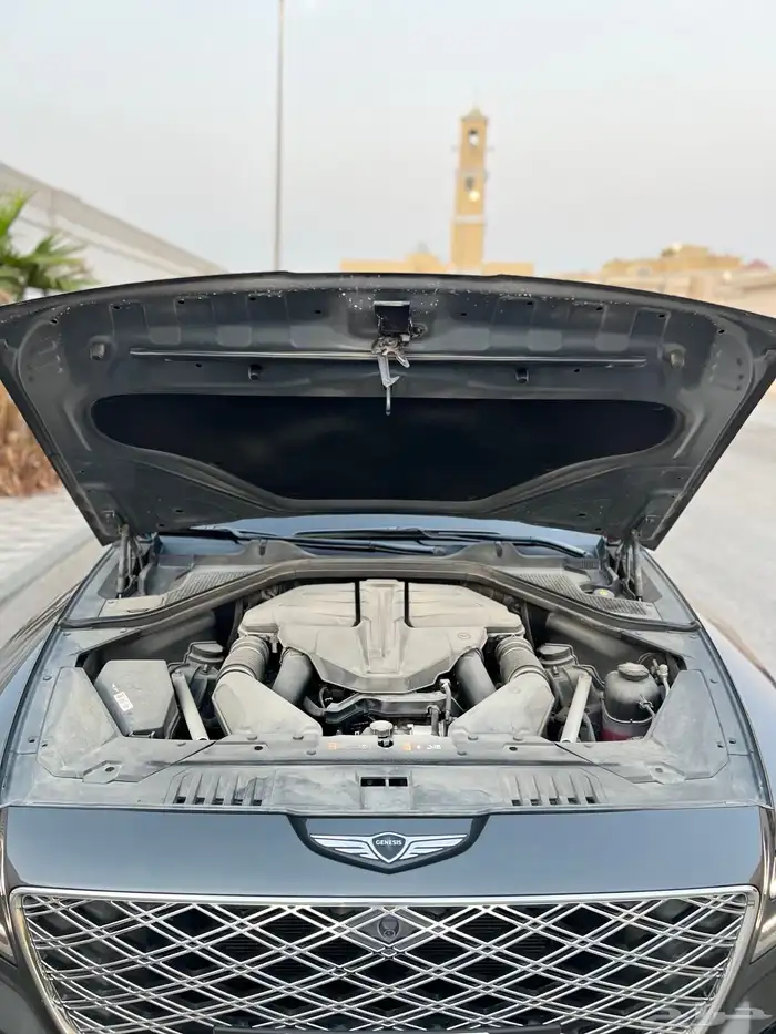 جينيسيس GV80 رويال فل كامل 2025 مالك اول سعودي وكالة 60