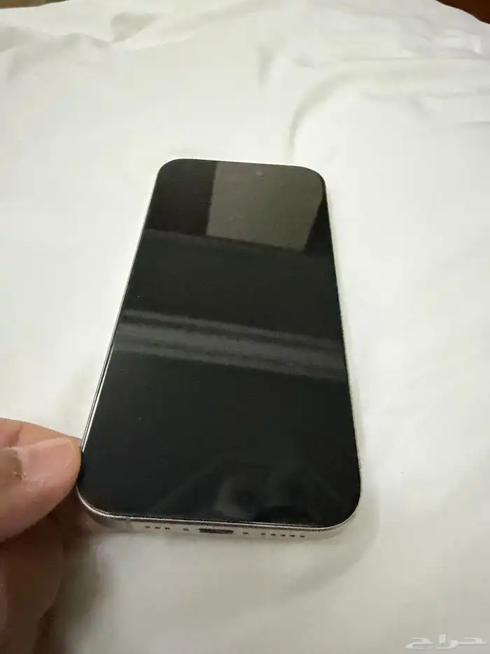 ايفون 15 برو للبيع 0