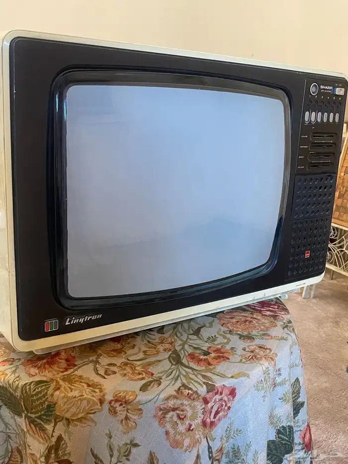 تلفزيون قديم 0