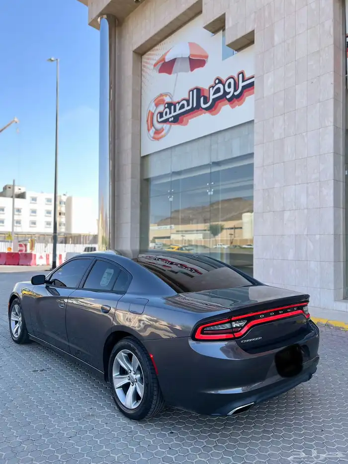 دوج تشارجر2017 2