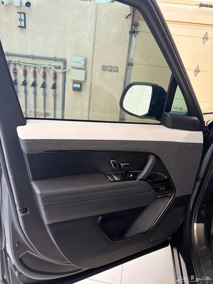 2024 Land Rover Range Rover Sport 3